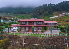 Front of property - Silent Farmstead Ooty by VOYE HOMES (Ooty)