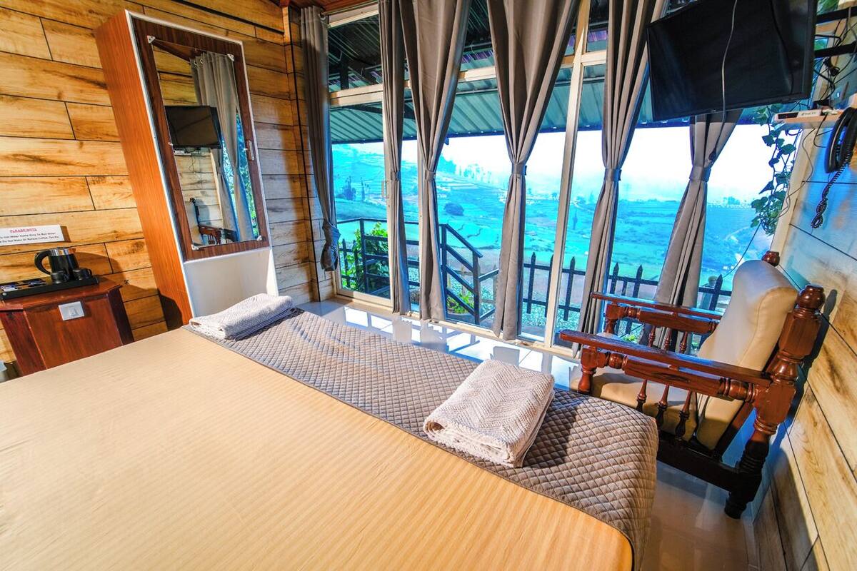 Glass House | ห้องเก็บเสียง, Wi-Fi ฟรี