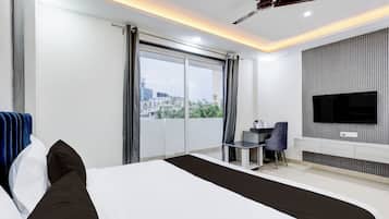 Deluxe Room, Balcony | Free WiFi