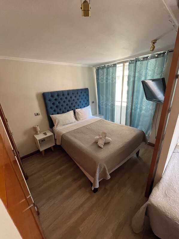 1 bedroom, bed sheets - Dana Dept. (Providencia)