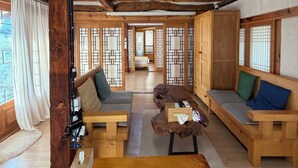 Deluxe House, Kitchen, Garden View | Living area | TV - Jukrokjungsa hanokstay  (Gurye)