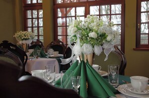 Restaurant - Dwór Uradz (gmina Barwice)