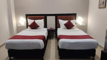 Business Room | Desk, free WiFi