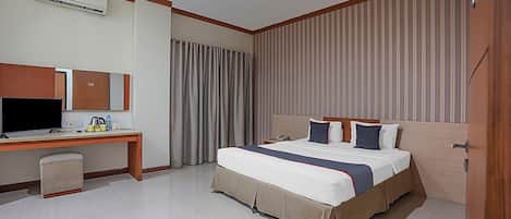 1 habitación, escritorio, wifi gratis y ropa de cama