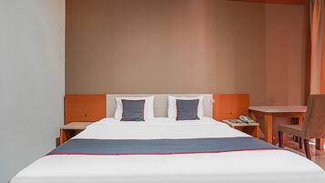 Standard Suite, 2 Single Beds