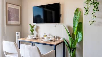 Comfort Apartment, Balcony, City View | Iron/ironing board, free WiFi