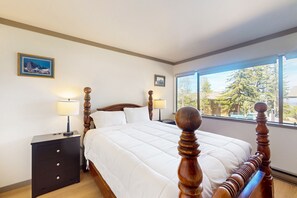 4 bedrooms, Internet, bed sheets