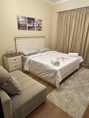 3 bedrooms, in-room safe, iron/ironing board, WiFi - Ninety Avenue Hotel Apartment Family
3-bedroom -3 bathroom , WiFi,Kitchen,Pool. (New Cairo 1)