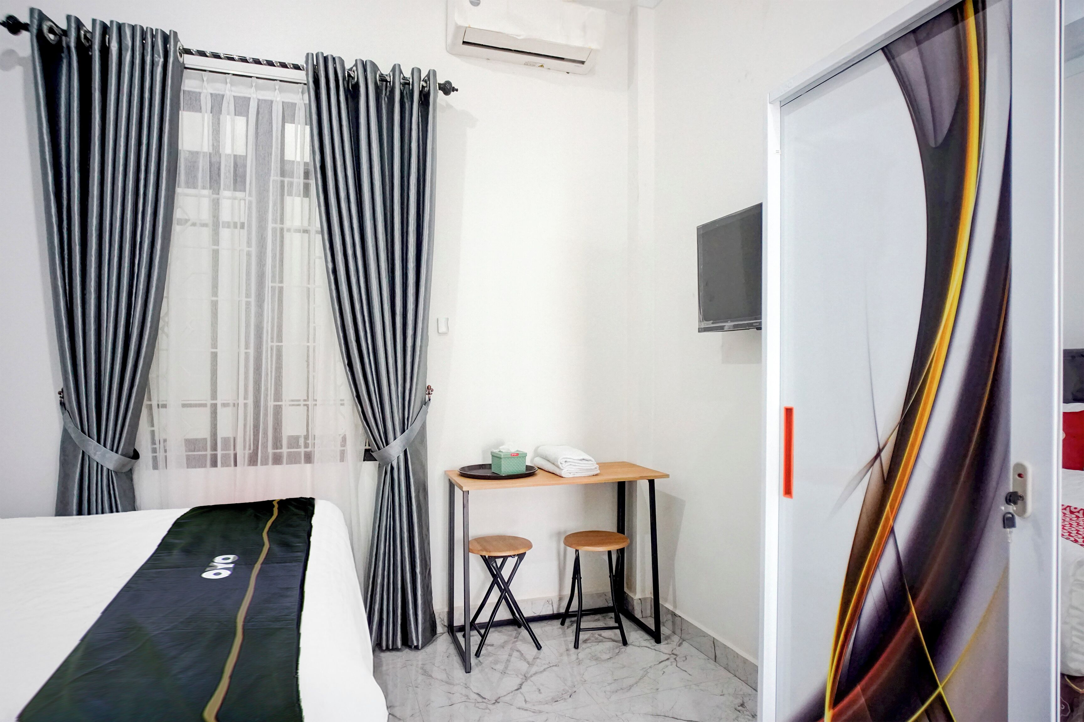 Photo - Hotel O Sm Raja Guest House