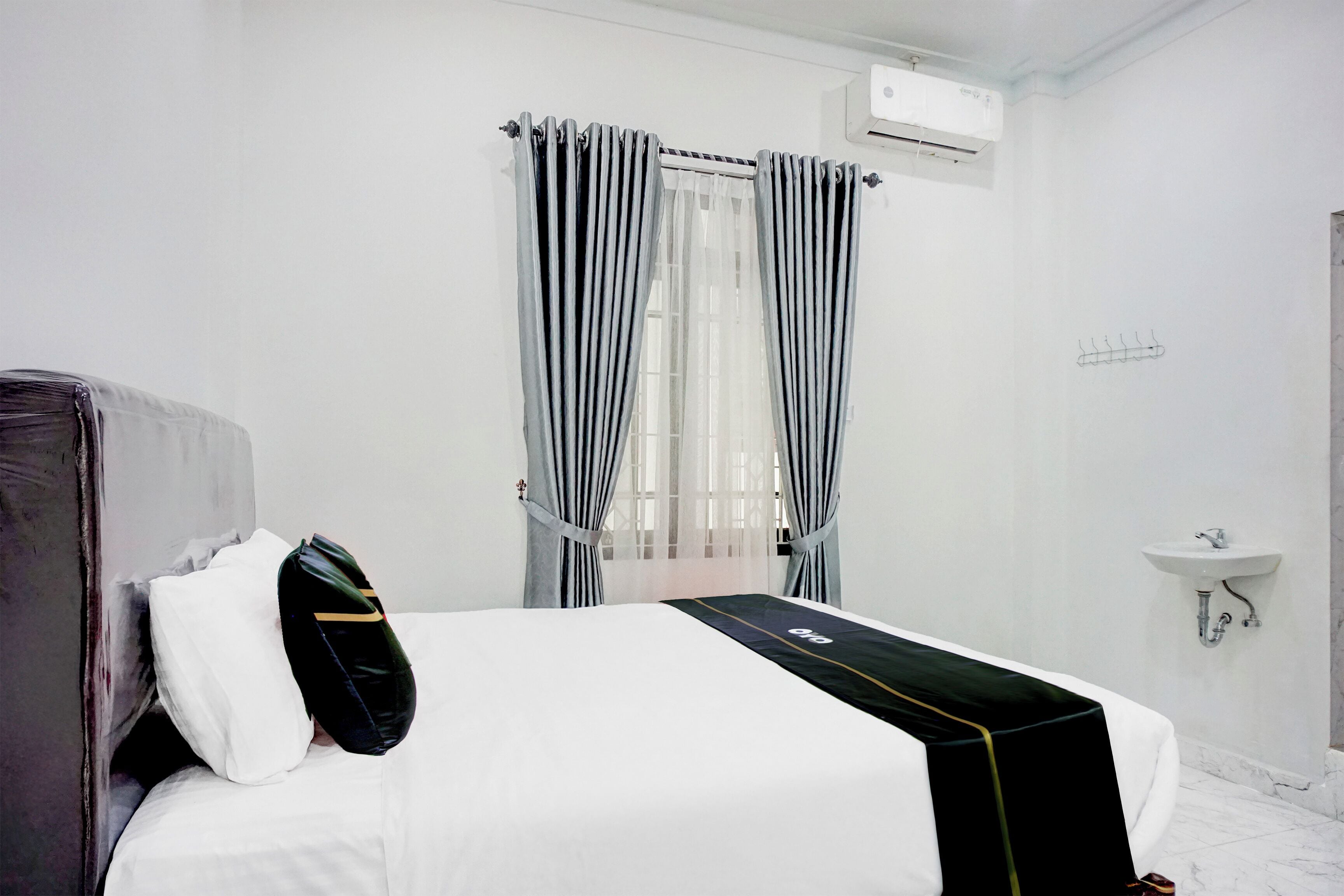 Photo - Hotel O Sm Raja Guest House