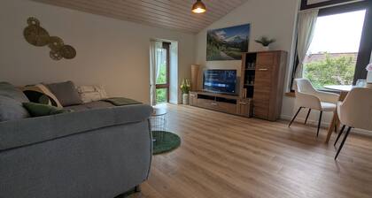 2 Zimmer Ferienwohnung Tourenblick an den Kaiserbergen
Motorrad-/ Fahrrad Garage