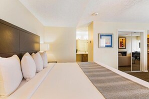 1 chambre, fer et planche à repasser, Wi-Fi gratuit