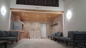 Living area - Mountain Retreat in Castalla, With Private bar in Alicante - Perfect for Groups (Castalla)