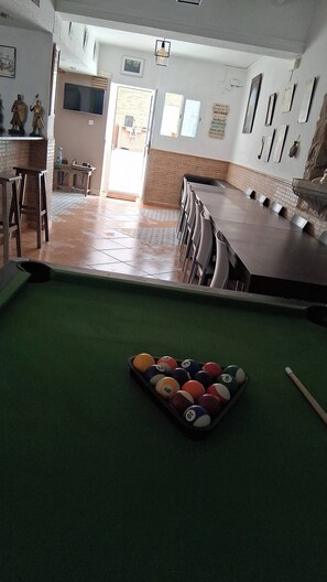 House, 3 Bedrooms, Smoking, Patio | Games room