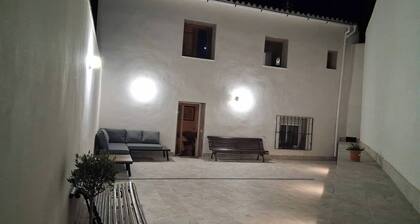 Mountain Retreat in Castalla, With Private bar in Alicante - Perfect for Groups