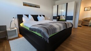 1 chambre, fer et planche à repasser, Wi-Fi gratuit, draps fournis