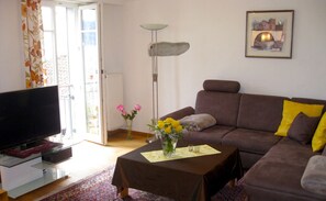 Fernseher, Stereoanlage