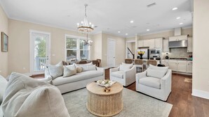 Living area - 🦩Book Me Baby! Wild Blue Yonder at Blue Mountain Beach🦩 (Seagrove Beach)
