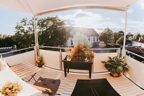 Property grounds - Apartment 'Wadee' with Lake View, Balcony and Wi-Fi (Radolfzell am Bodensee)