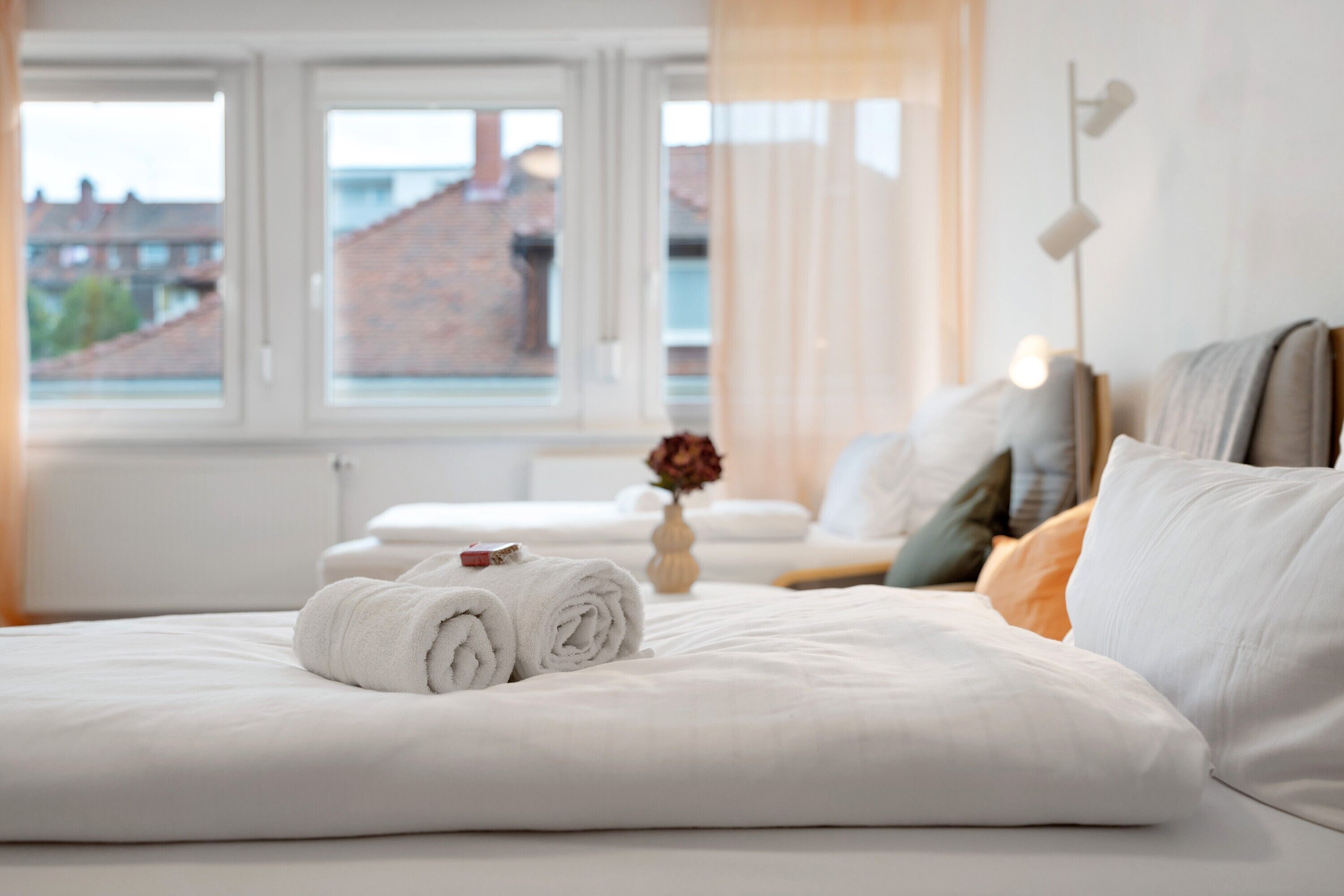 3 chambres, fer et planche à repasser, Wi-Fi gratuit, draps fournis