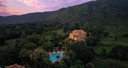 DEV BAGH LUXURIOUS PRIVATE SUITES