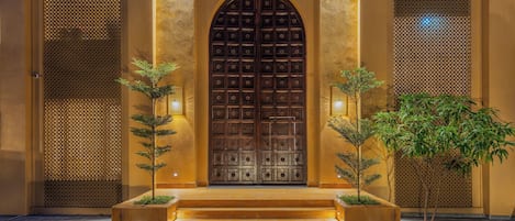 Majoituspaikan sisäänkäynti