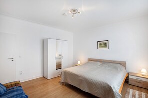 1 habitación y ropa de cama 