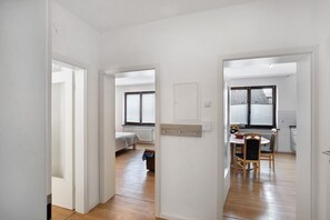1 bedroom, bed sheets
