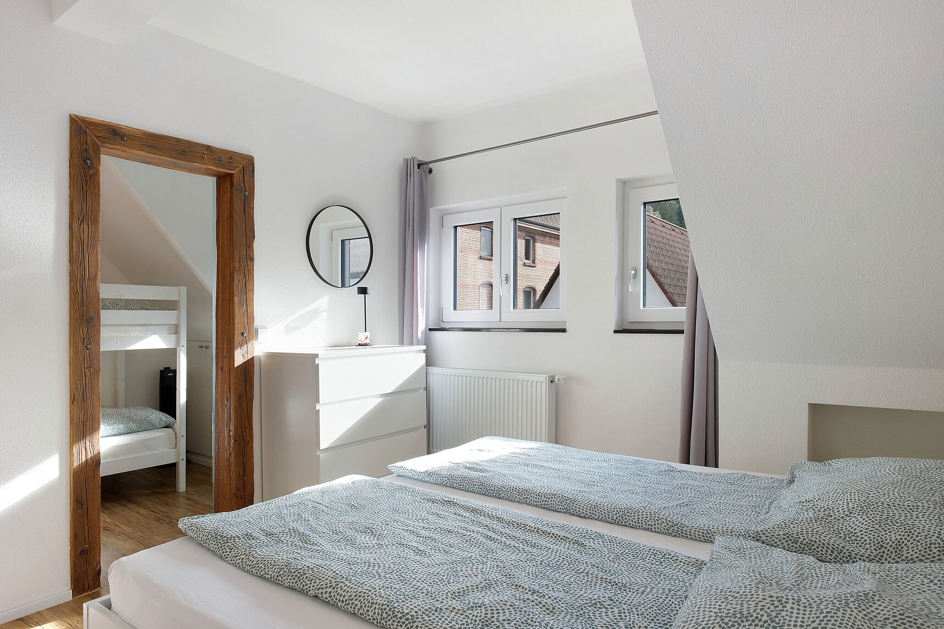 3 bedrooms, iron/ironing board, free WiFi, bed sheets