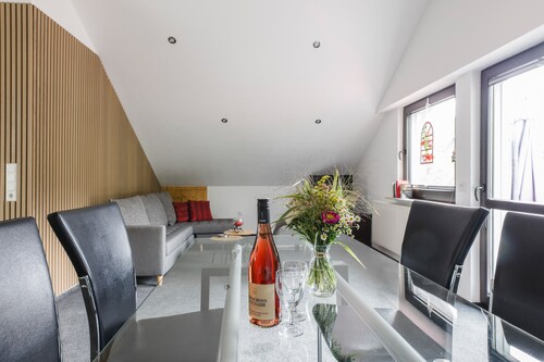 Holiday Apartment 'Storchennest' with Shared Garden, Balcony and Wi-Fi