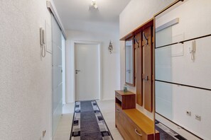 Interior - Apartment 'Eva Ferienwohnung' with Balcony and Wi-Fi (Engen)