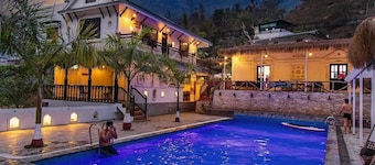 Trishuli Villa Resort 