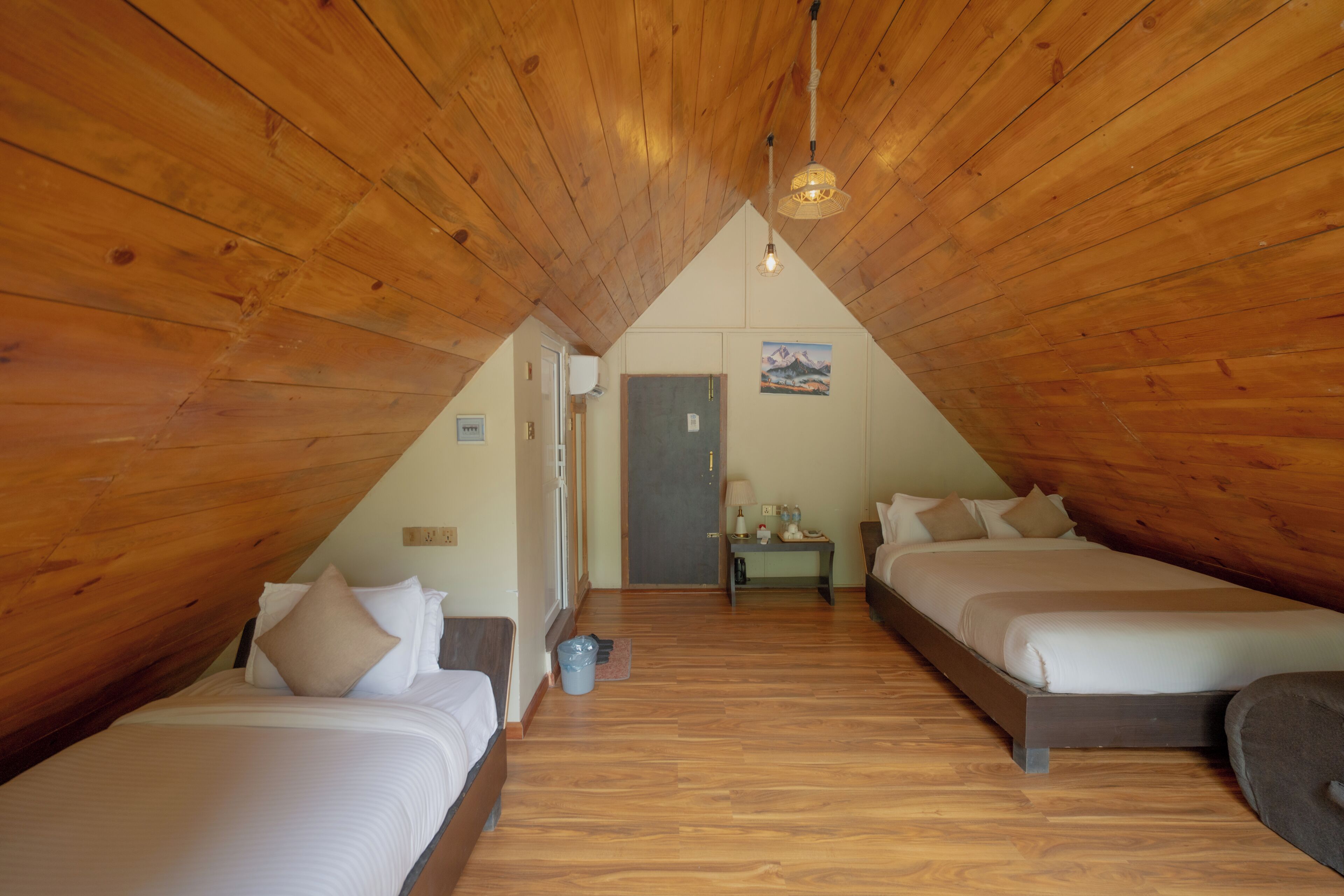Executive Room | Premium bedding, in-room safe, individually furnished, soundproofing