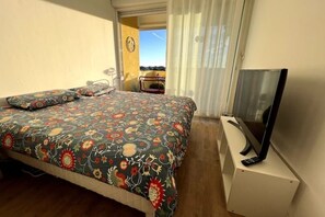 2 bedrooms, iron/ironing board, WiFi, bed sheets - Casa La Selva-Splendid view (Montpellier)