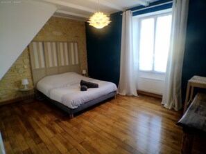 3 bedrooms, free WiFi, bed sheets