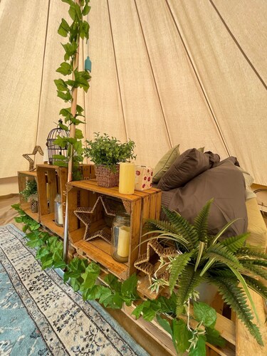 The Paddock Glamping - Clover 2