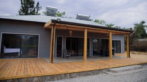 Exterior - Charming 3-bedroom cottage in fabulous Bulawayo with AC, WiFi (Bulawayo)