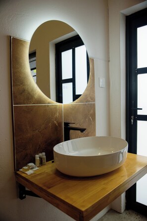 Shower, towels, soap, toilet paper