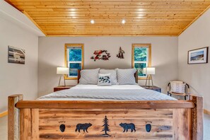 5 bedrooms, desk, iron/ironing board, WiFi