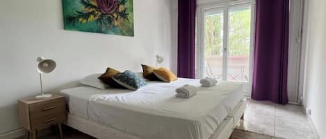 2 bedrooms, WiFi, bed sheets