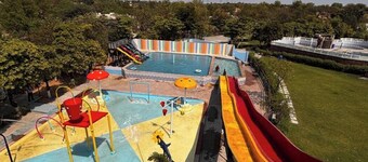 Swapanlok Farms And Resorts