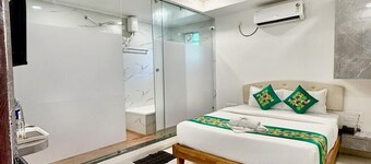 Hotel Aaditya Inn Tathawade