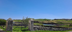 Property grounds - Quiet, rural hideaway in traditional old Schoolhouse, right on the edge of loch. (Isle of Lewis)