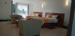 Standard Twin Room, Garden View | Free WiFi, bed sheets - Antonio Cottages Njoro (Njoro)