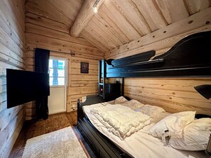 4 Schlafzimmer, Bügeleisen/Bügelbrett, kostenloses WLAN