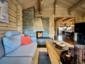 TV - Stylish log cabin in Hafjell w/view & sauna (Øyer kommune)