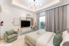 Iron/ironing board, free WiFi, bed sheets