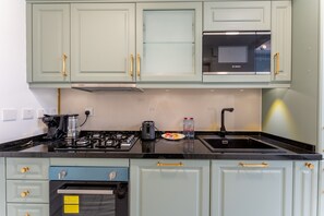 Fridge, microwave, oven, coffee/tea maker