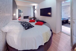 1 غرفة نوم ومكواة/لوح كي وواي فاي وملاءات أسرّة