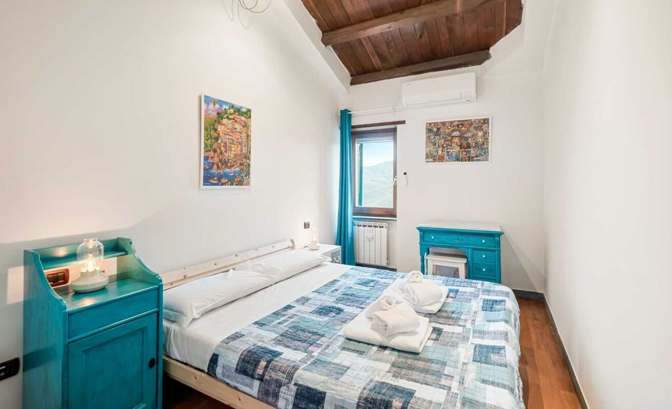 Tabla de planchar con plancha 